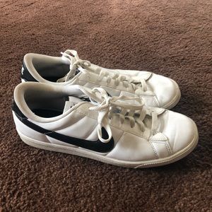 White/Black Nike Shoes